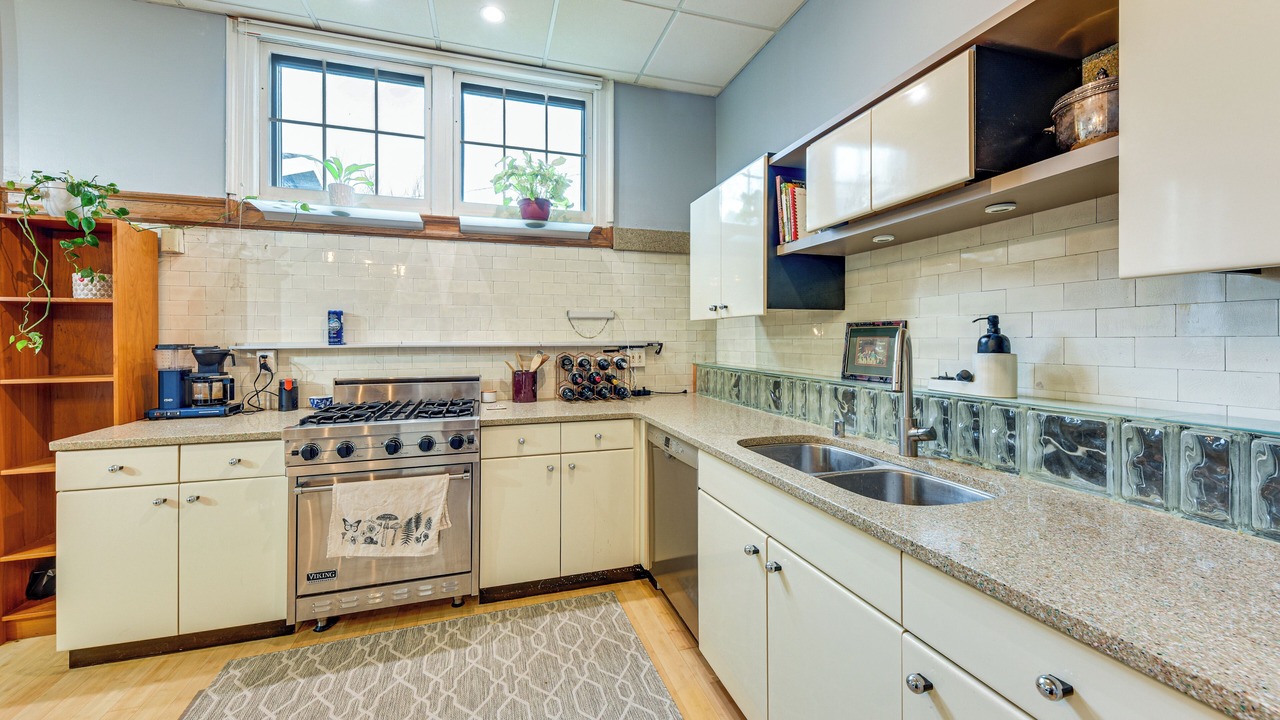 Photo of Kitchen in Lower East Side