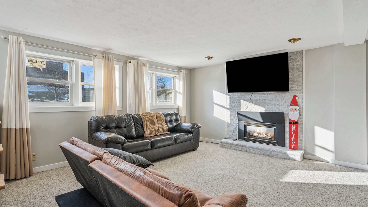 Photo of Livingroom in Davenport
