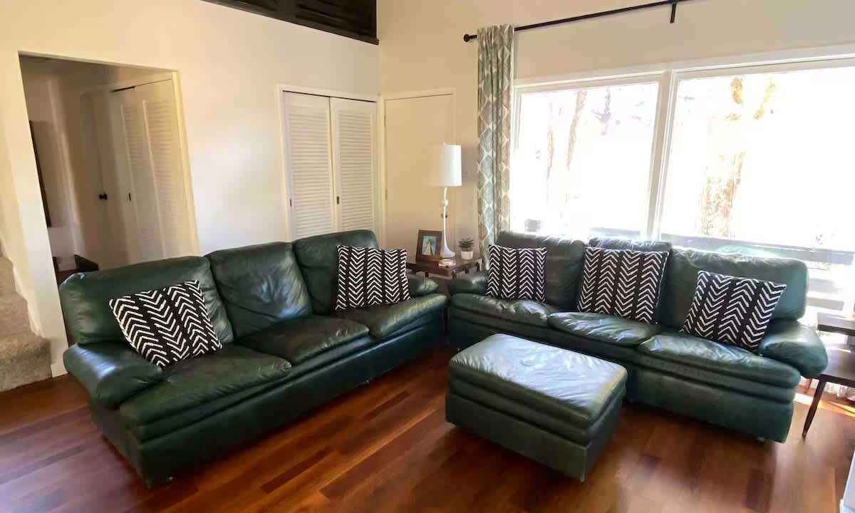 Photo of Livingroom in Quad Cities