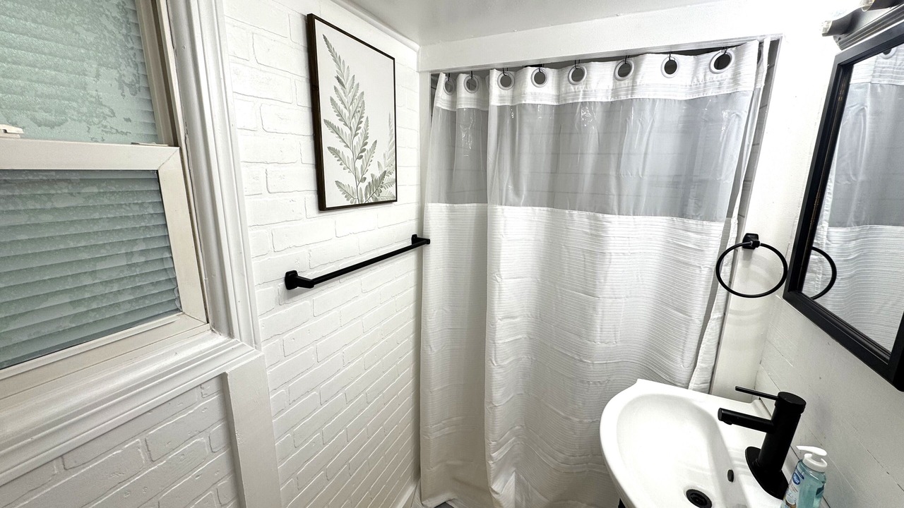 Photo of Bathroom in Pekin