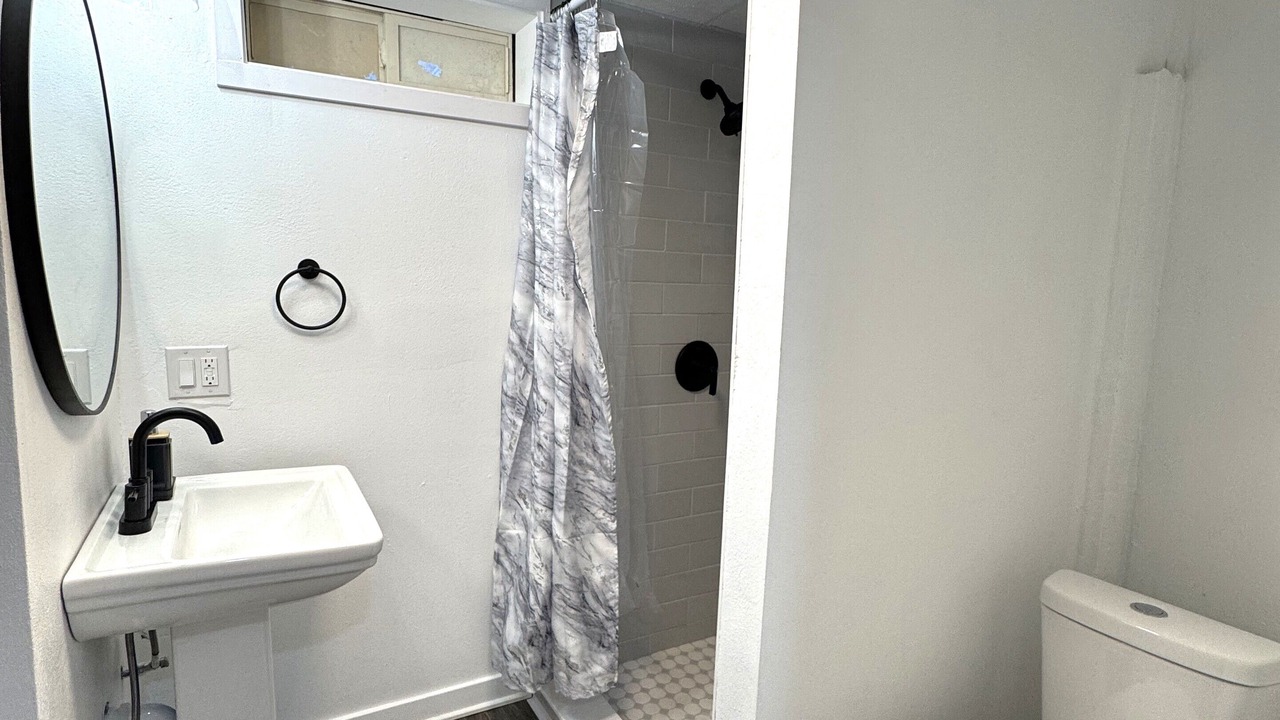 Photo of Bathroom in Pekin