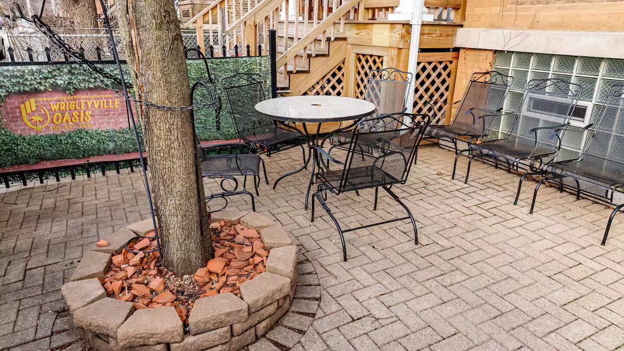 Photo of Outdoor in Lakeview