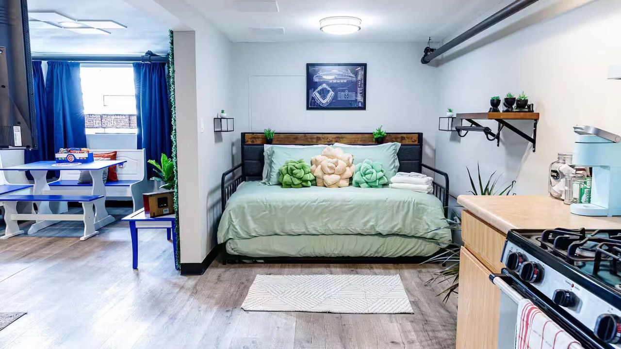 Photo of Bedroom in Lakeview