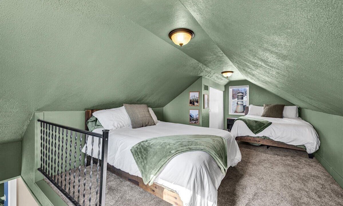 Photo of Bedroom in Peoria Heights