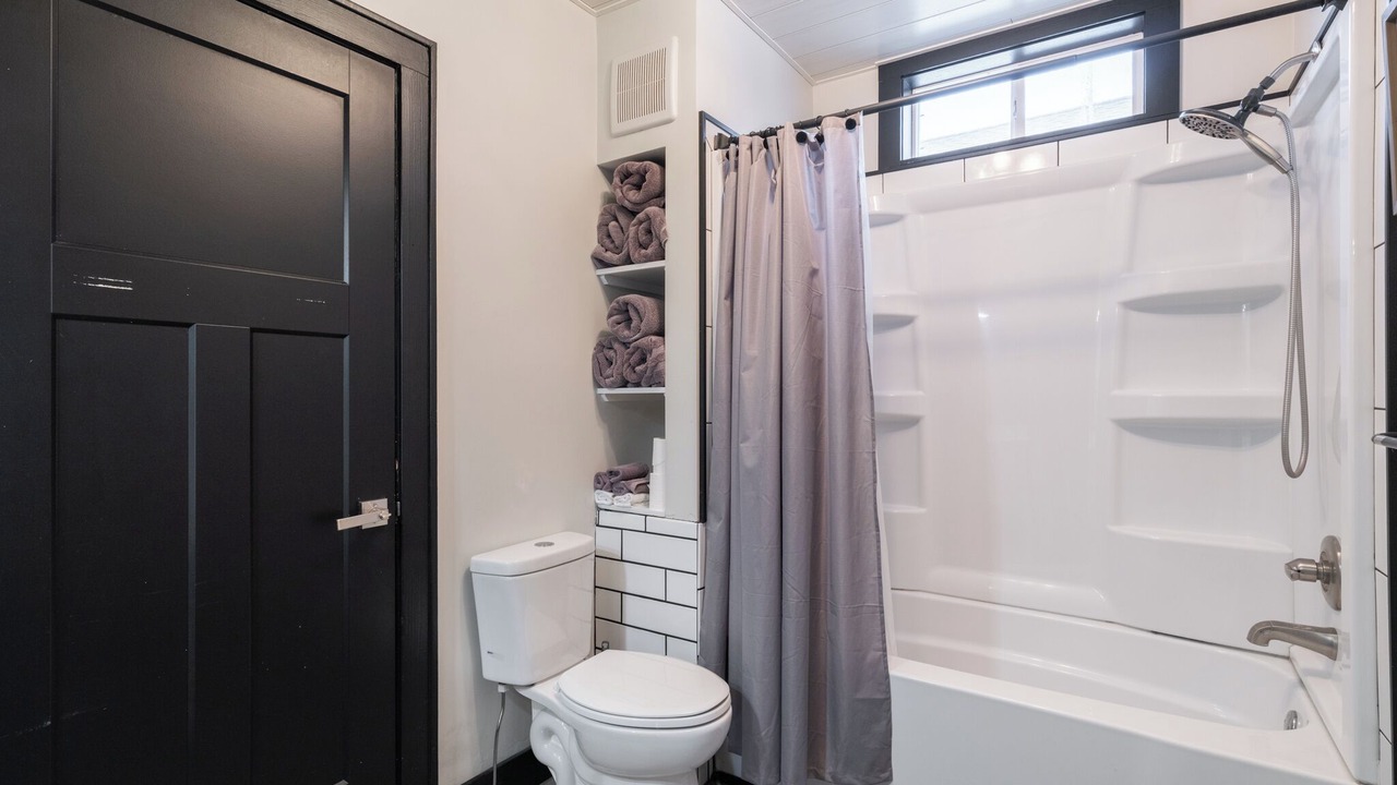 Photo of Bathroom in West Peoria