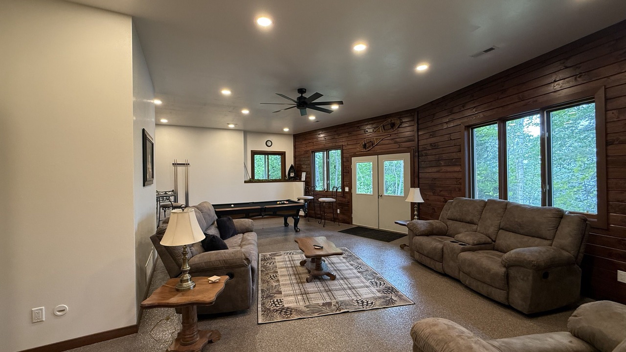 Photo of Livingroom in Phelps