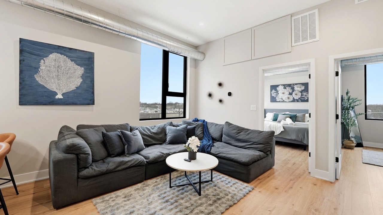 Photo of Livingroom in Edgewater Beach