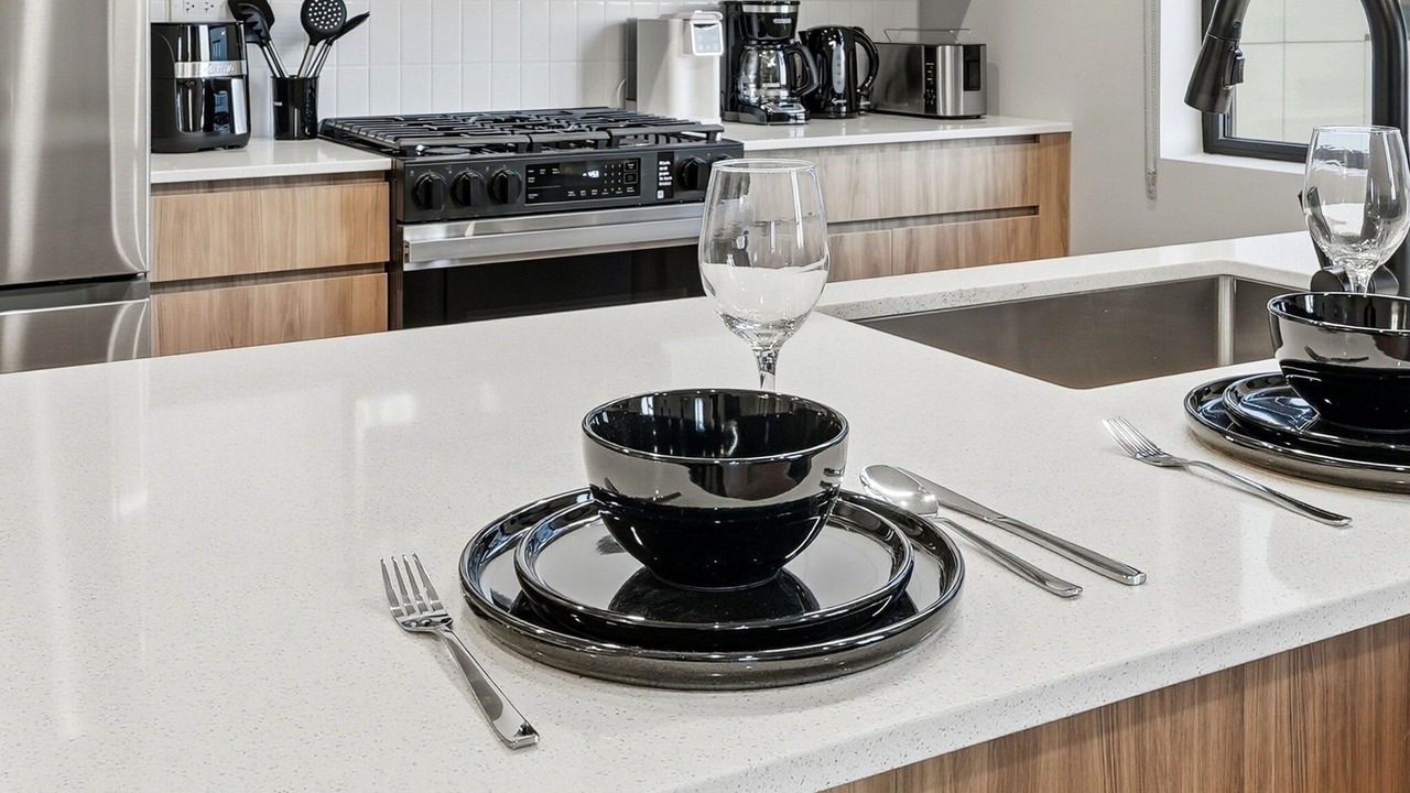 Photo of Kitchen in Edgewater Beach