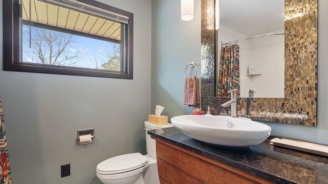 Photo of Bathroom in Douglas