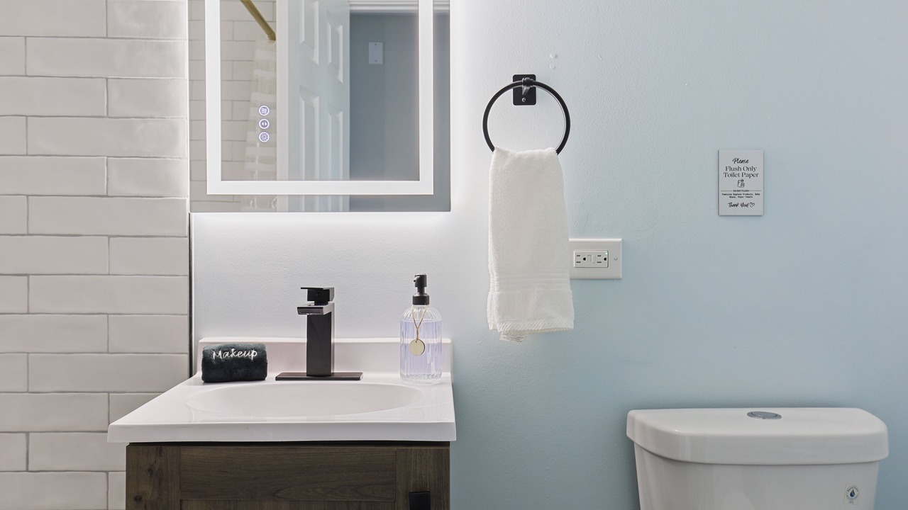 Photo of Bathroom in Burbank