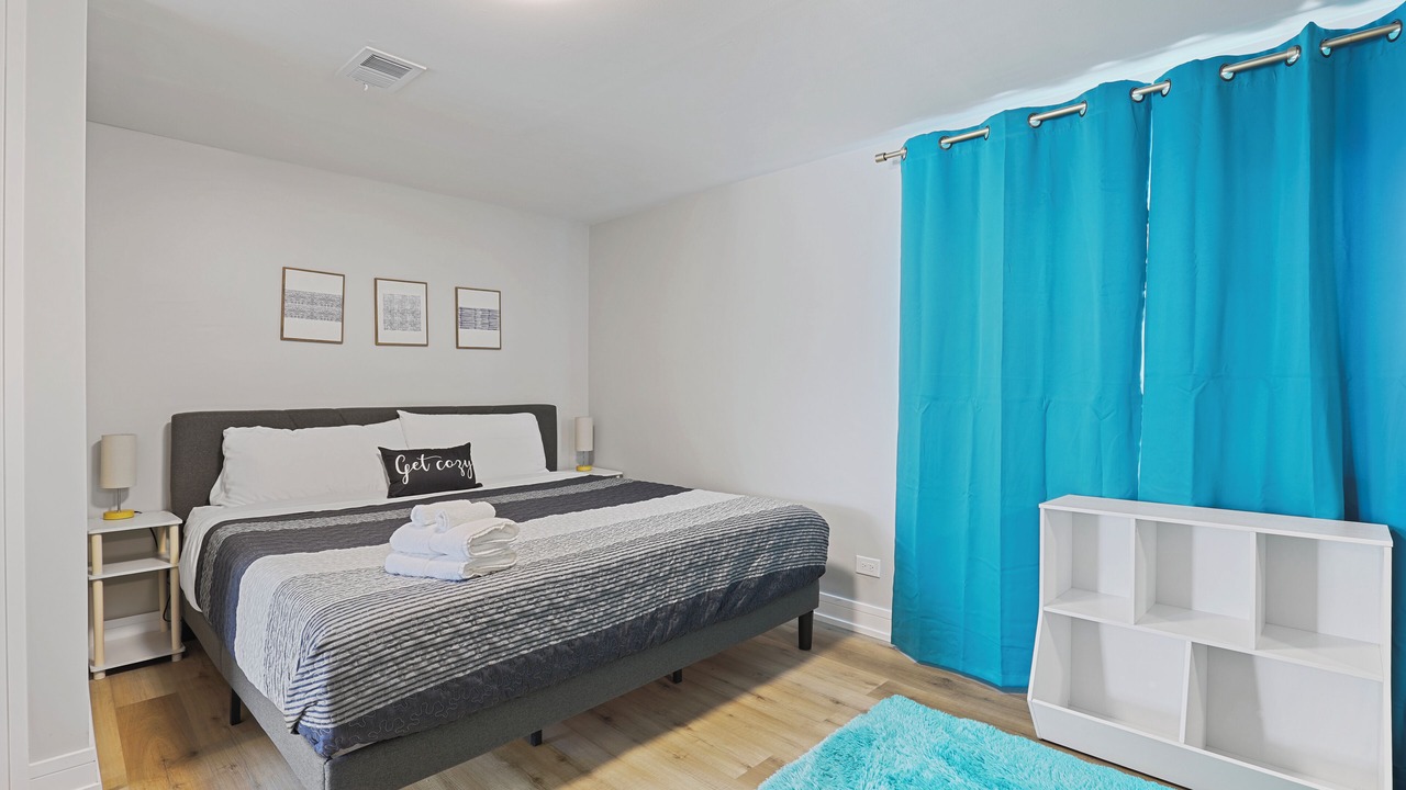 Photo of Bedroom in Burbank