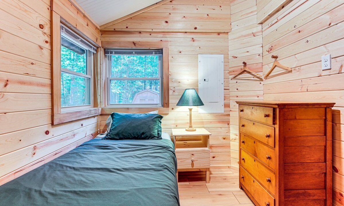 Photo of Bedroom in Eagle River