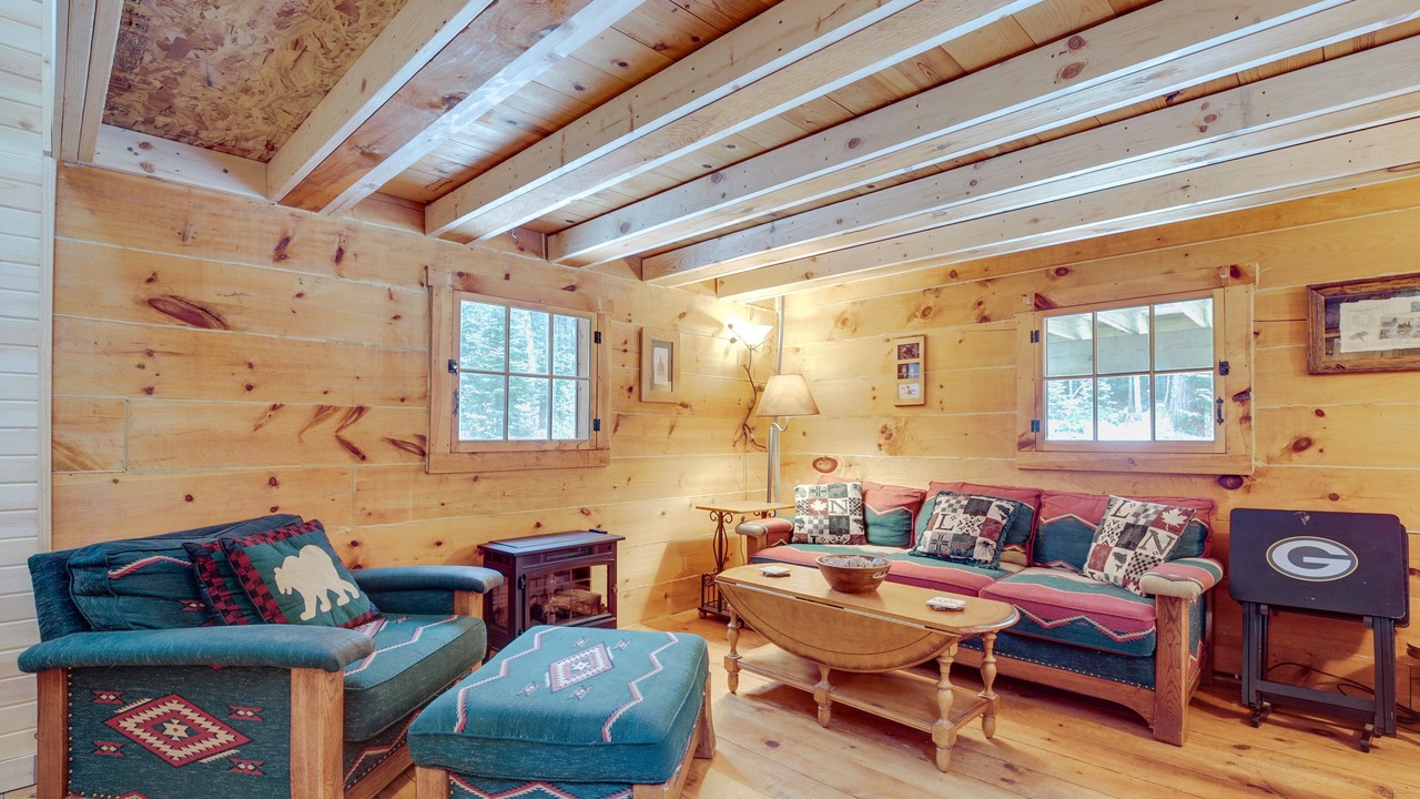 Photo of Livingroom in Eagle River