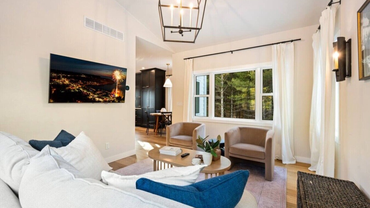 Photo of Livingroom in Sister Bay