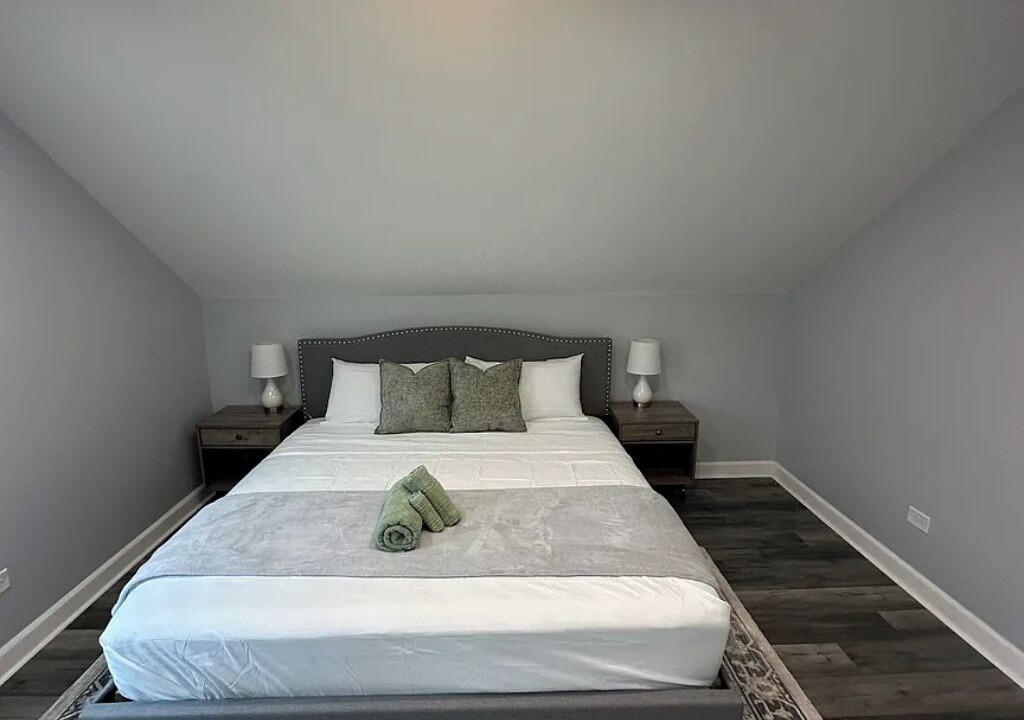 Photo of Bedroom in Franklin Park