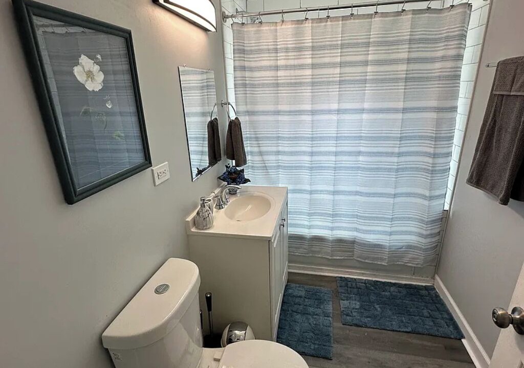Photo of Bathroom in Franklin Park