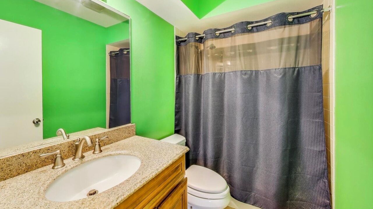 Photo of Bathroom in Gurnee