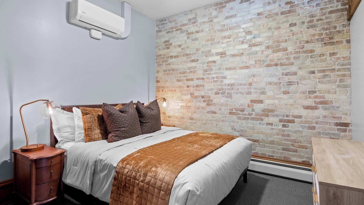Photo of Bedroom in Elk Rapids
