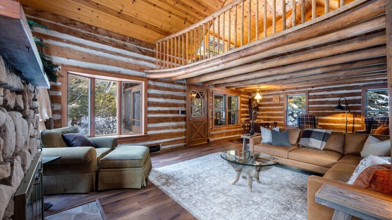 Photo of Livingroom in Ephraim