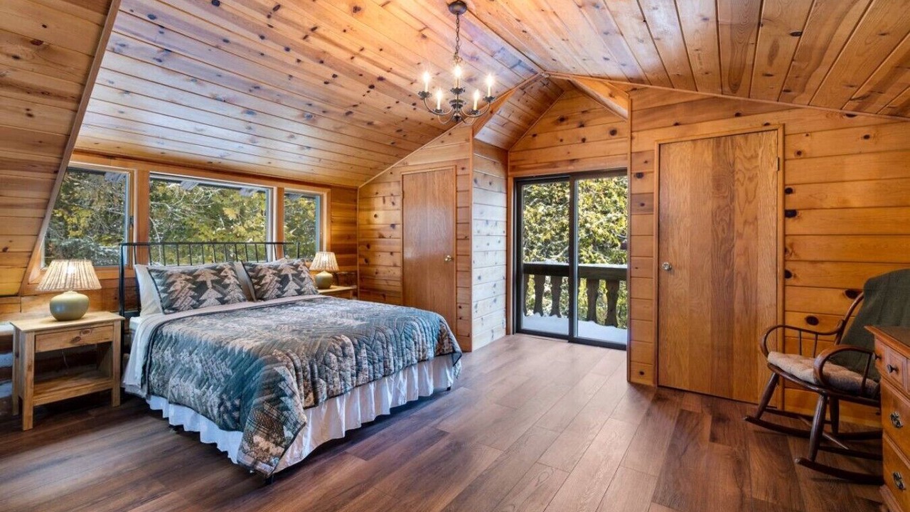 Photo of Bedroom in Ephraim