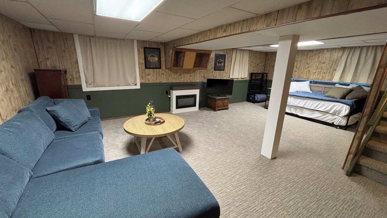 Photo of Livingroom in Interlochen