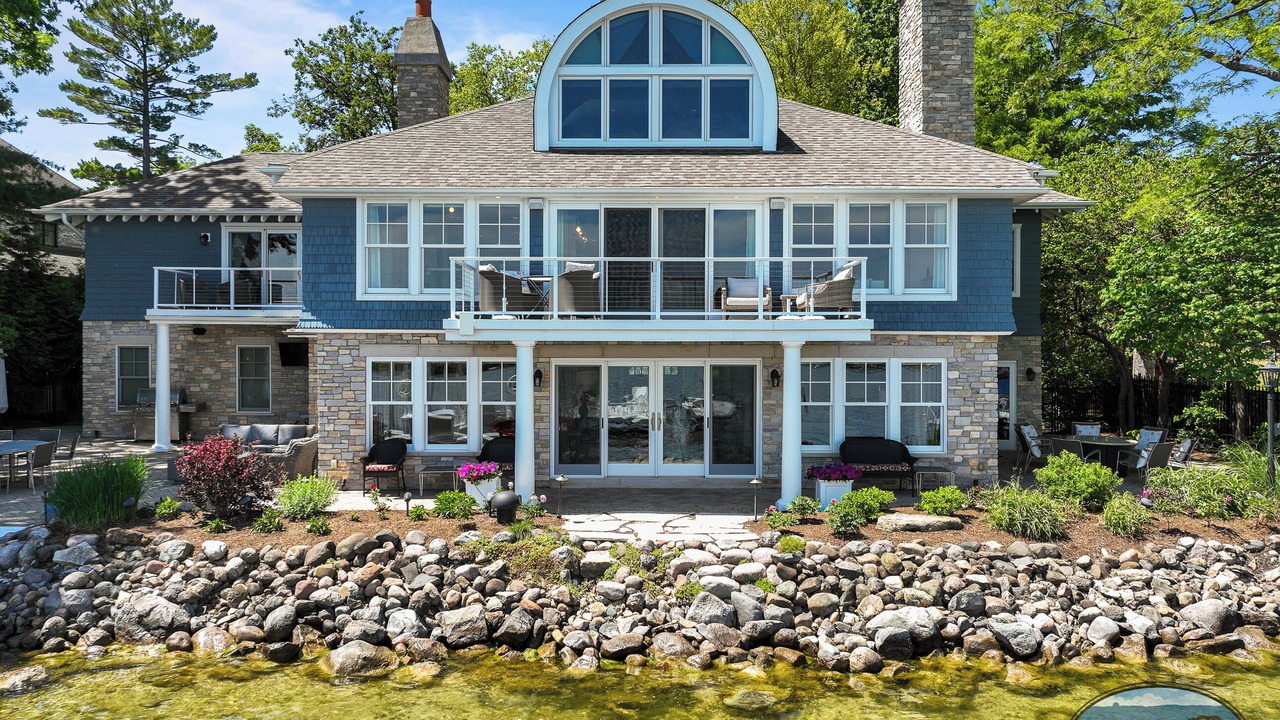 Photo of Bedroom in Lake Geneva