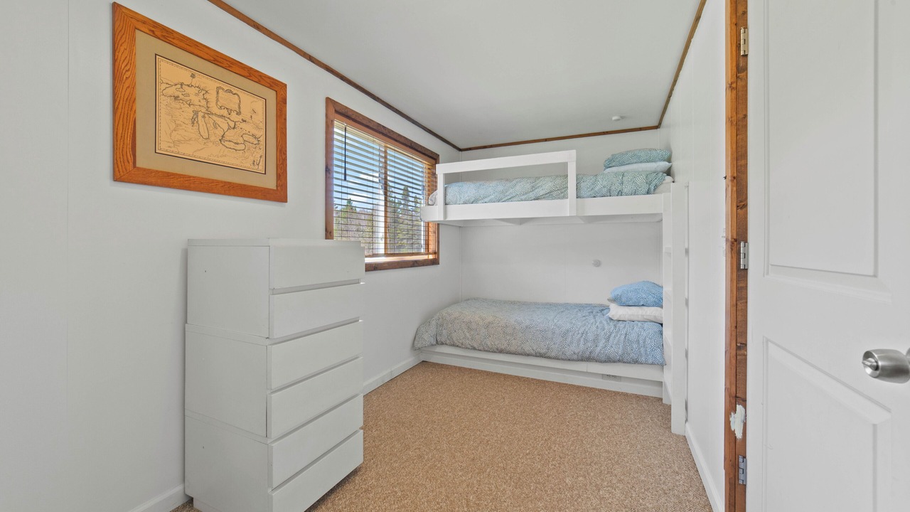Photo of Bedroom in Carp Lake