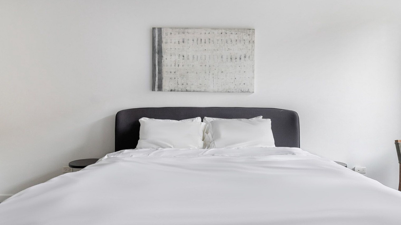 Photo of Bedroom in Near North Side