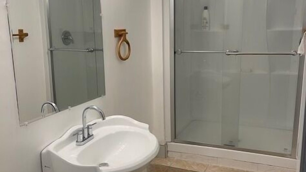Photo of Bathroom in Killgubbin