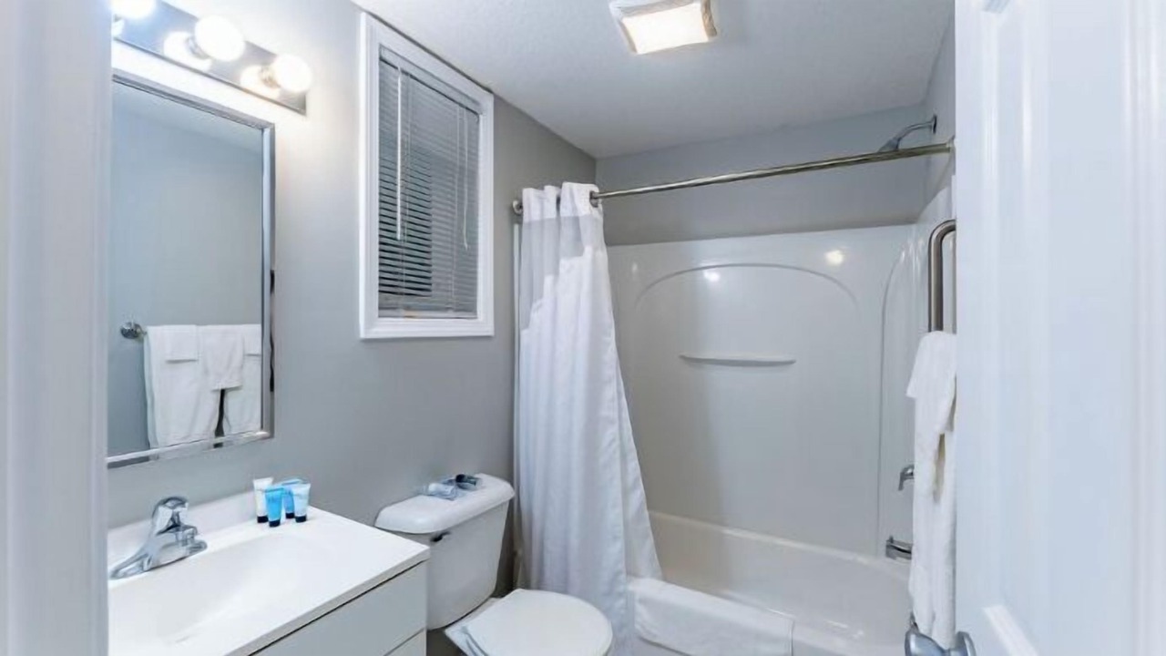 Photo of Bathroom in Whitehall