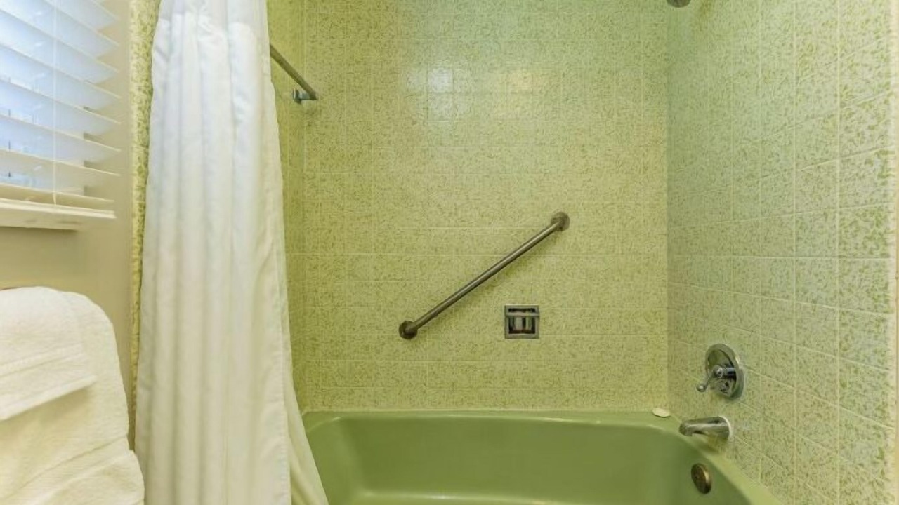Photo of Bathroom in Whitehall