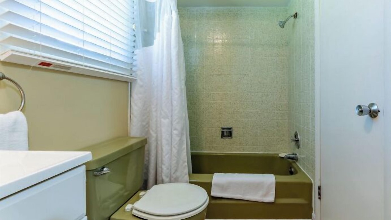 Photo of Bathroom in Whitehall