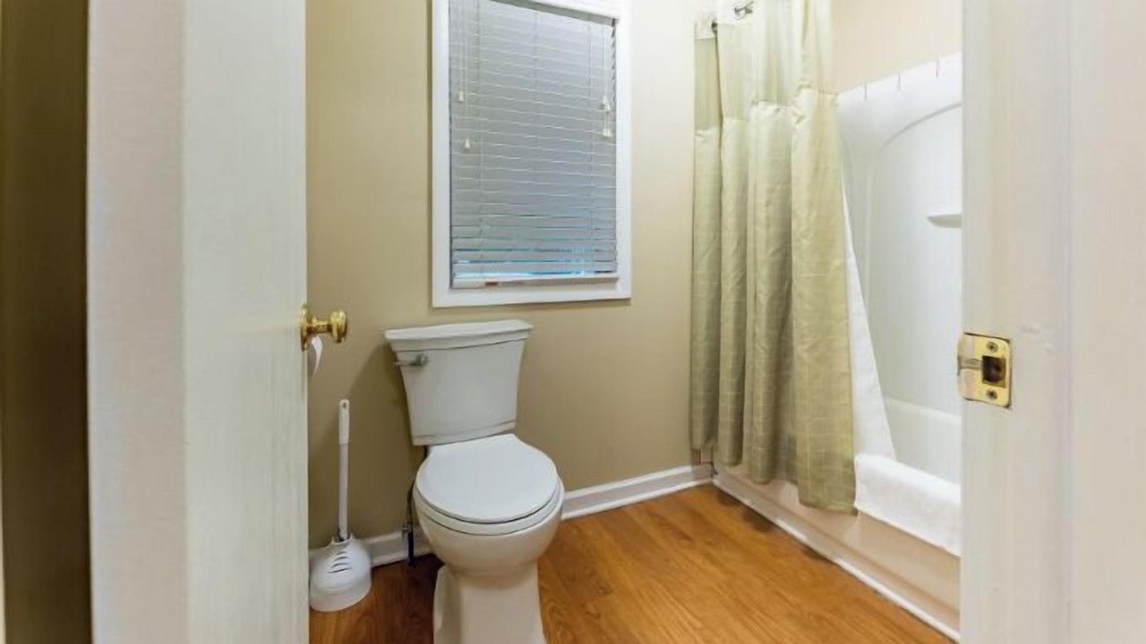 Photo of Bathroom in Whitehall