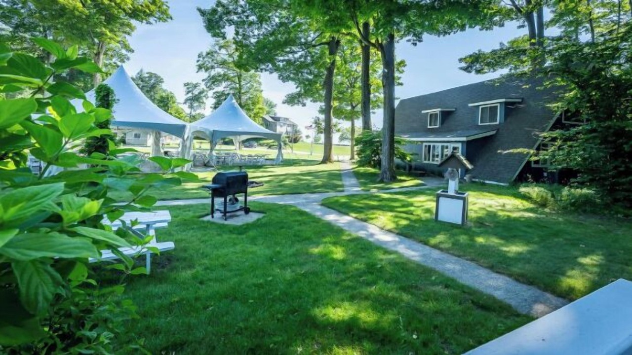 Photo of Outdoor in Whitehall