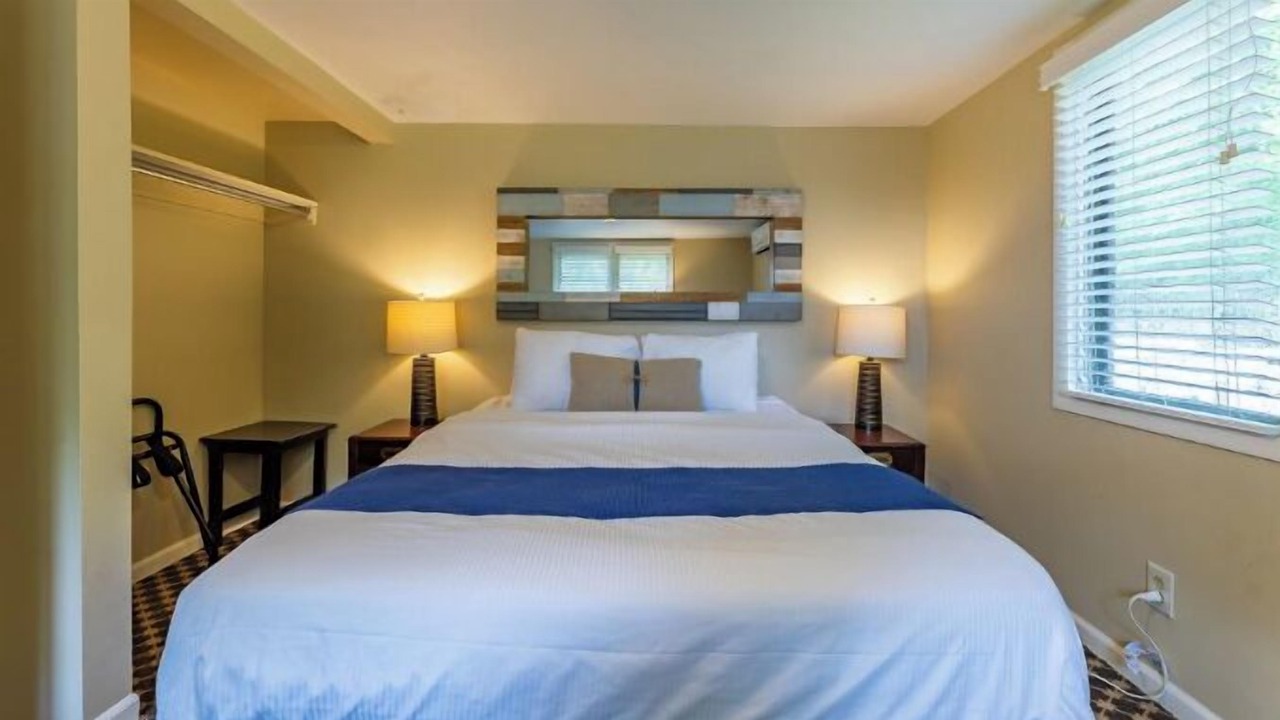 Photo of Bedroom in Whitehall