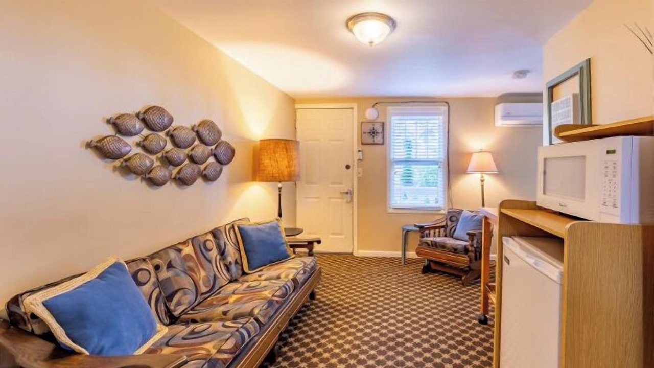 Photo of Livingroom in Whitehall