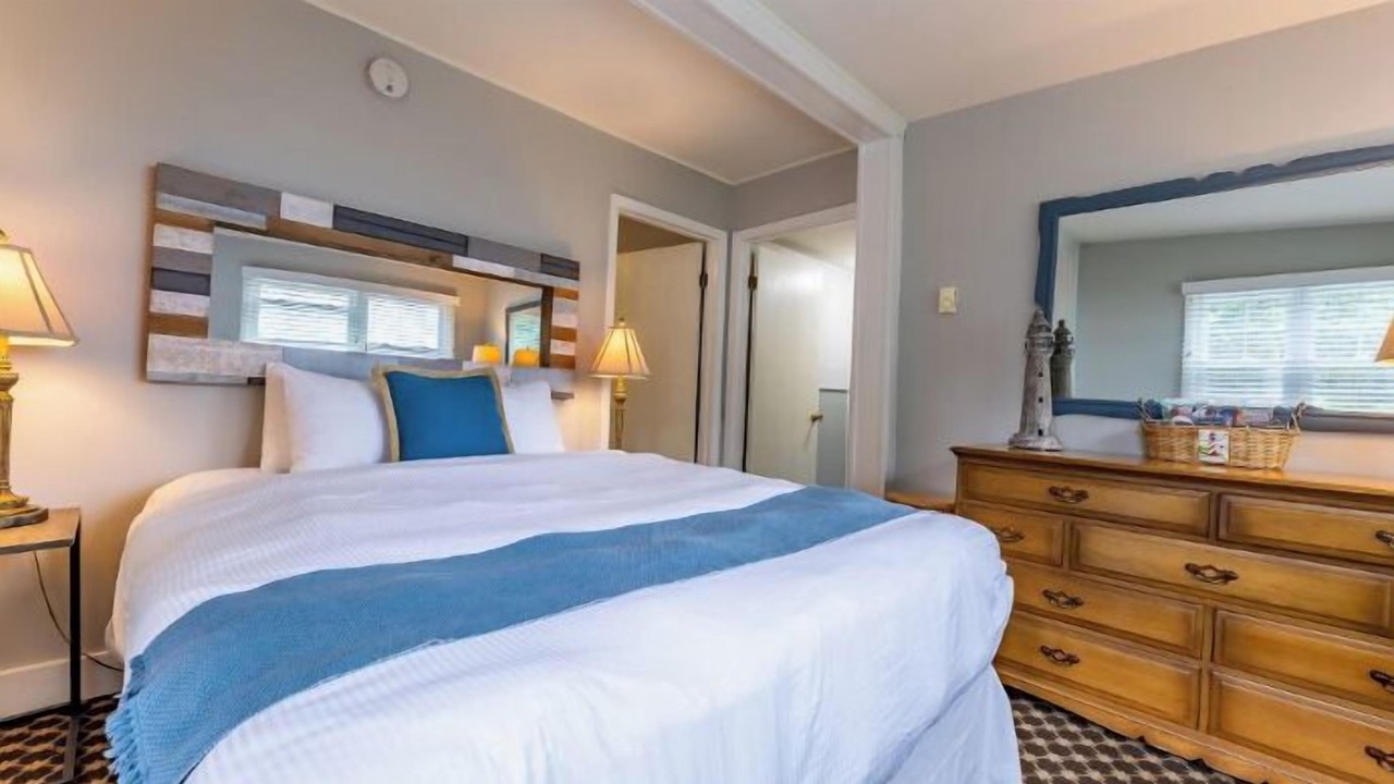 Photo of Bedroom in Whitehall