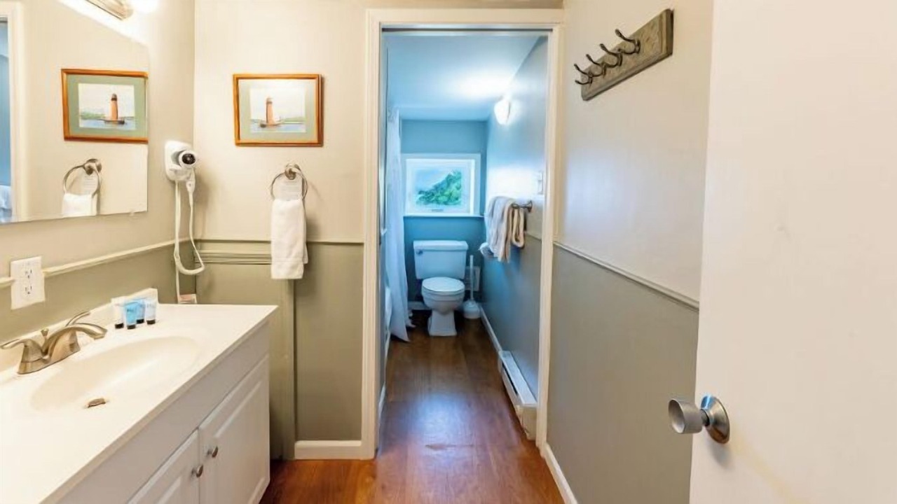Photo of Bathroom in Whitehall