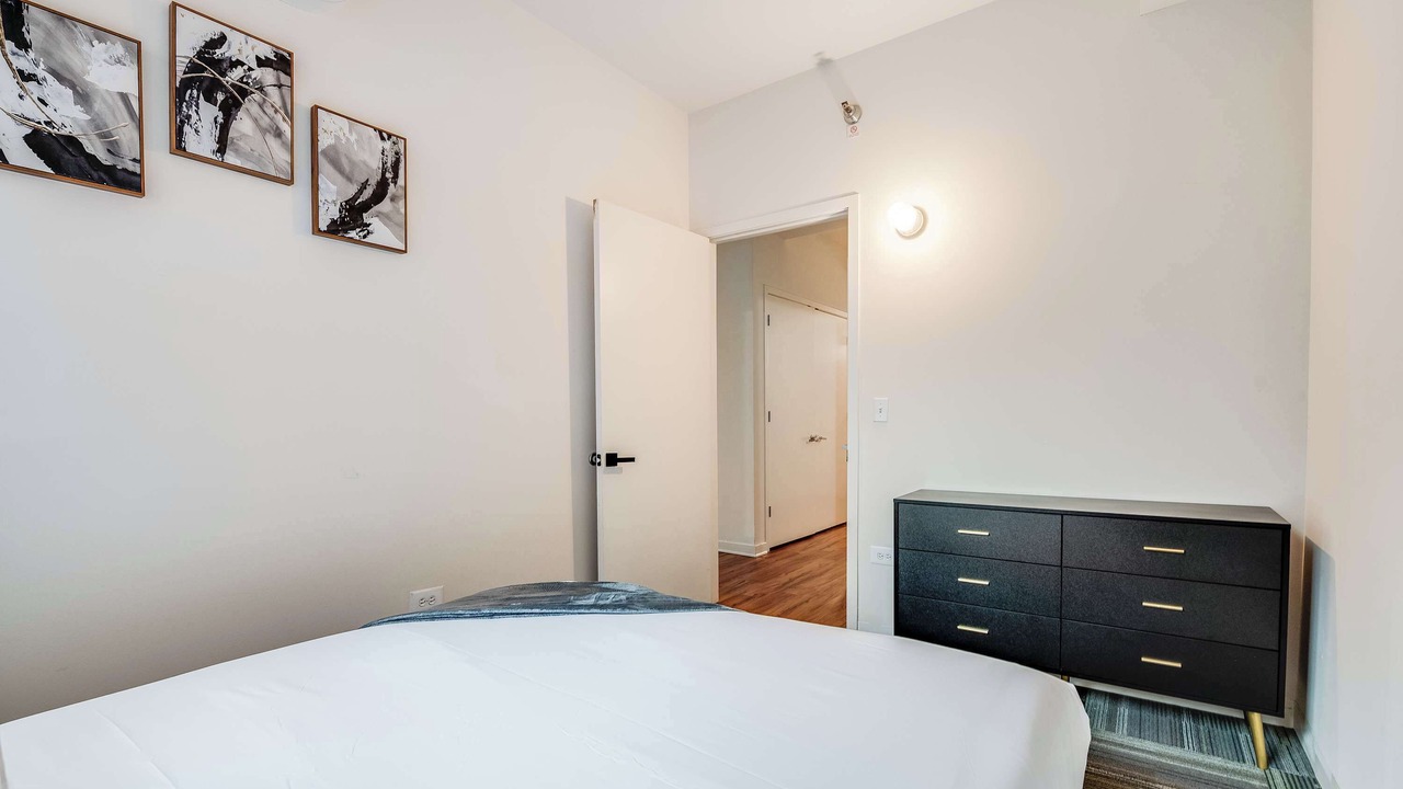 Photo of Bedroom in The Loop