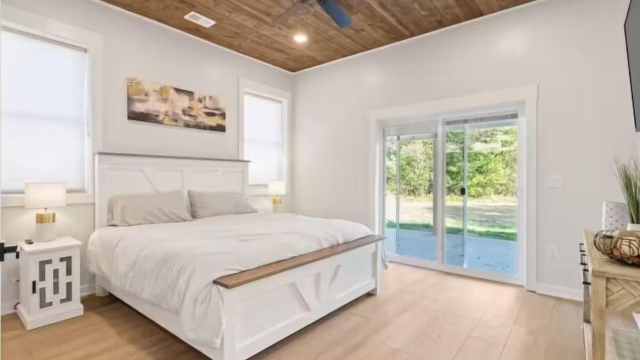 Photo of Bedroom in Croton Township
