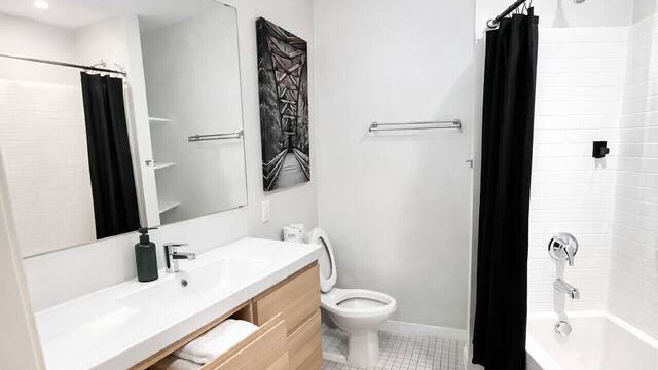 Photo of Bathroom in Downtown Des Moines