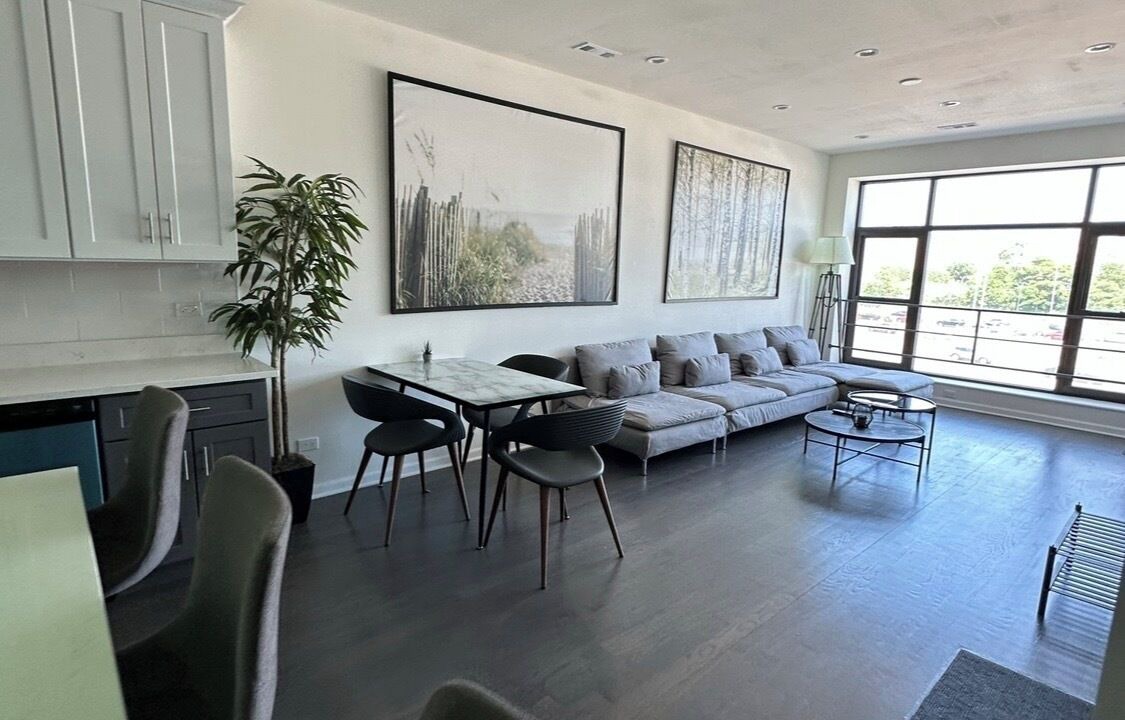 Photo of Livingroom in Dearborn Homes