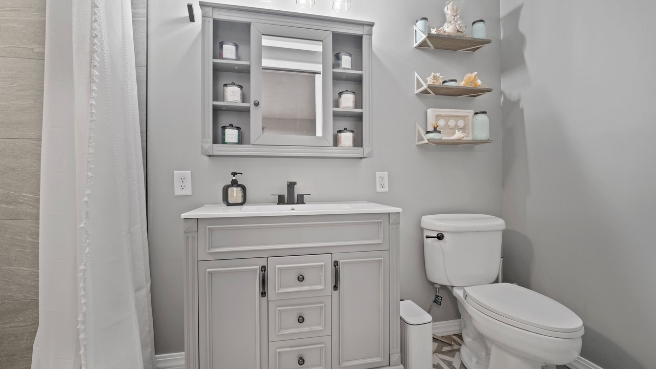 Photo of Bathroom in Graymont