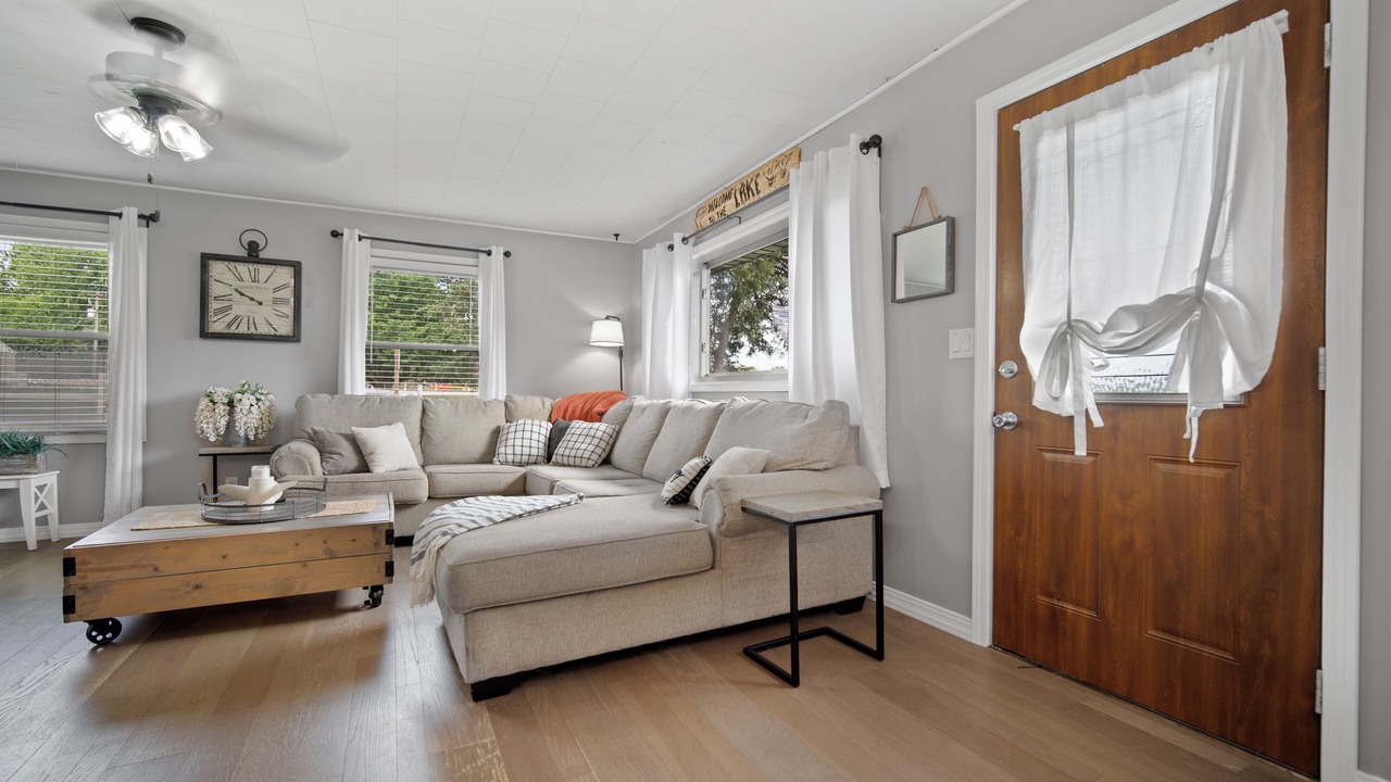 Photo of Livingroom in Graymont
