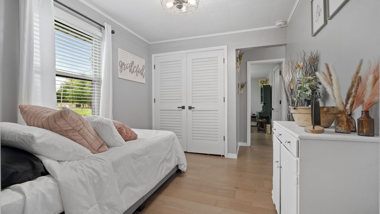 Photo of Bedroom in Graymont