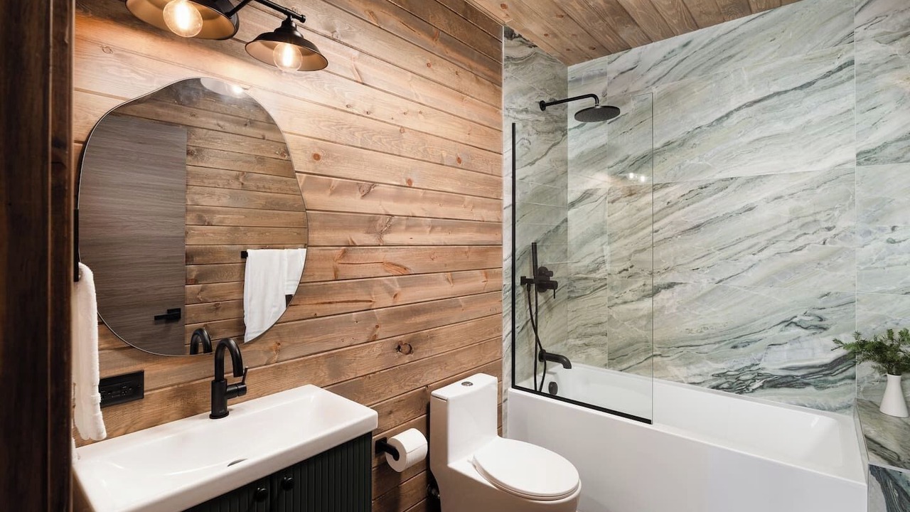 Photo of Bathroom in Watersmeet