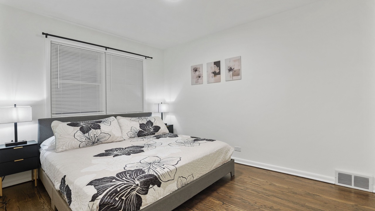Photo of Bedroom in La Grange Park