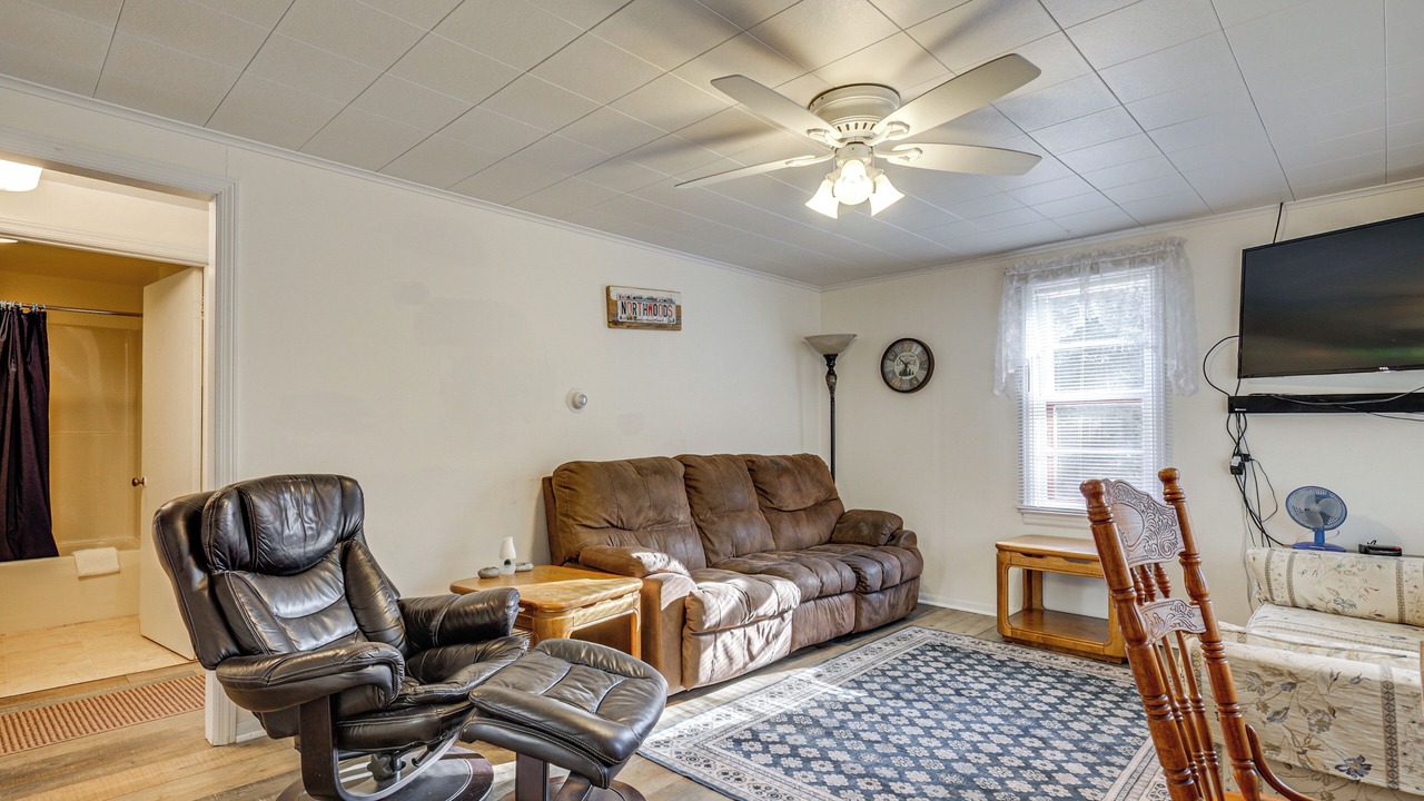 Photo of Bedroom in Eagle River