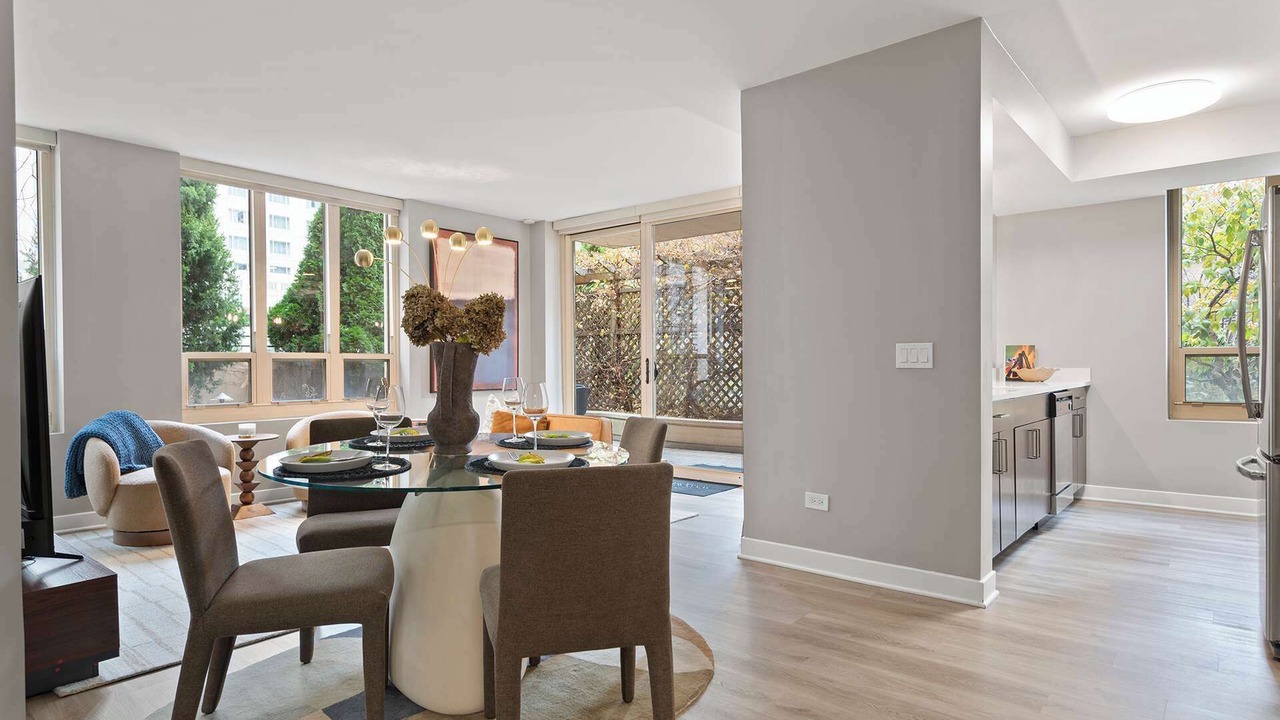 Photo of Livingroom in Rush and Division