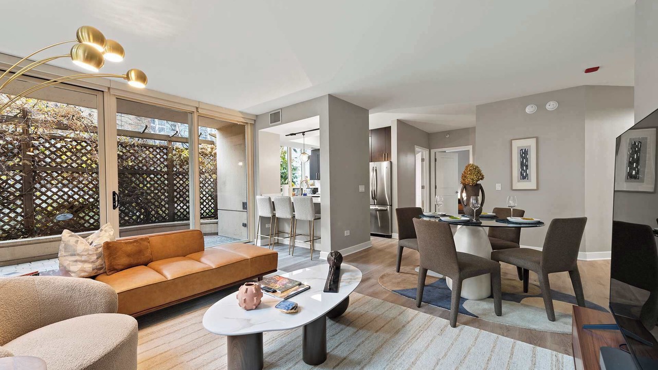 Photo of Livingroom in Rush and Division